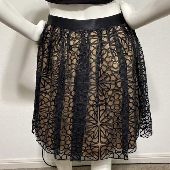 Bebe NEW Whimsigoth Black Nude Mesh Overlay Fairygoth Layered Skirt M - Picture 6 of 12